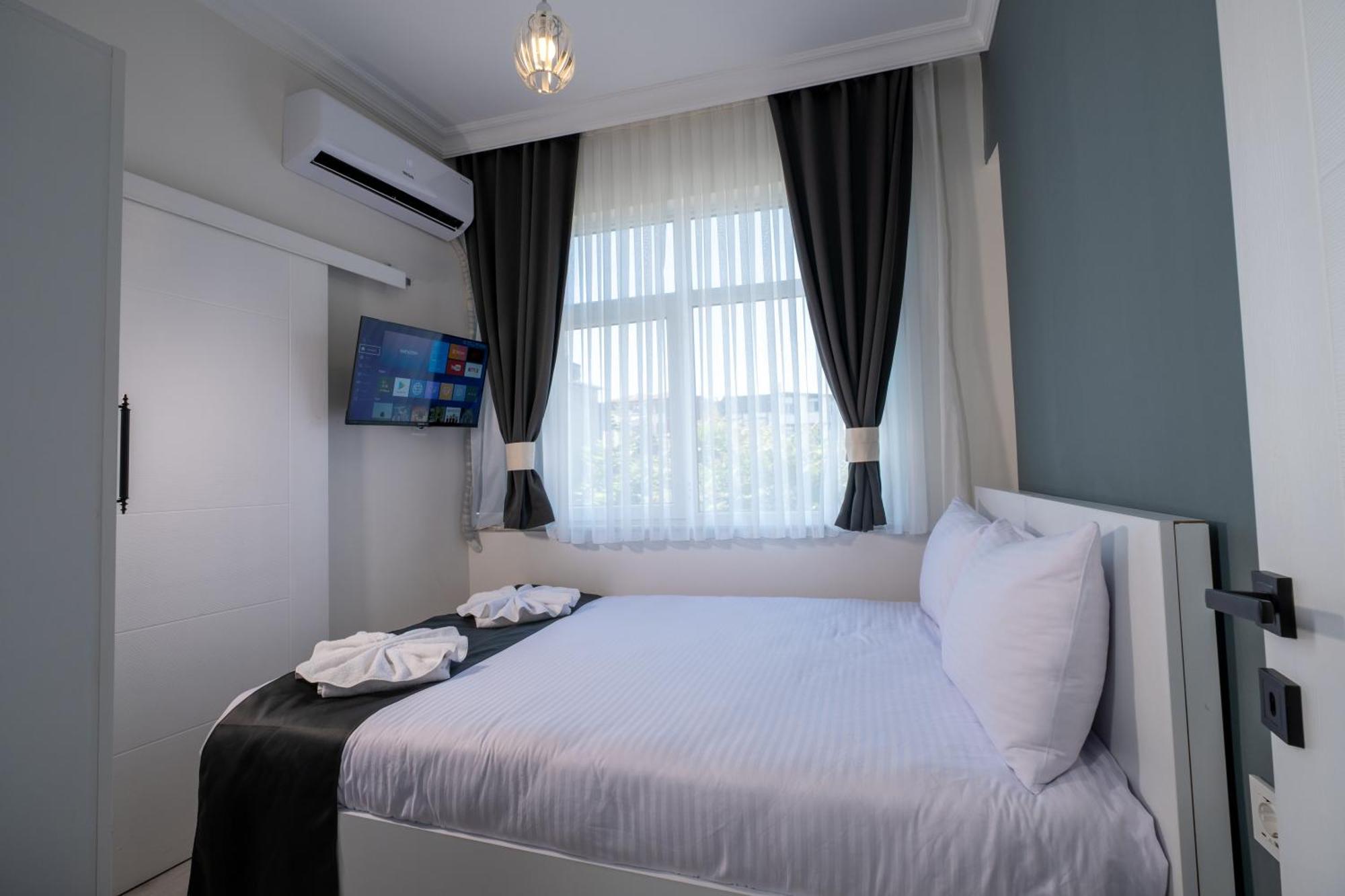 Sweet Hotel *